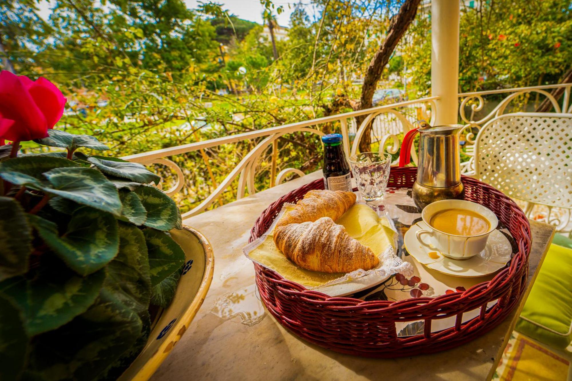 La Casa Dei Paggi Bed and Breakfast Sestri Levante Buitenkant foto
